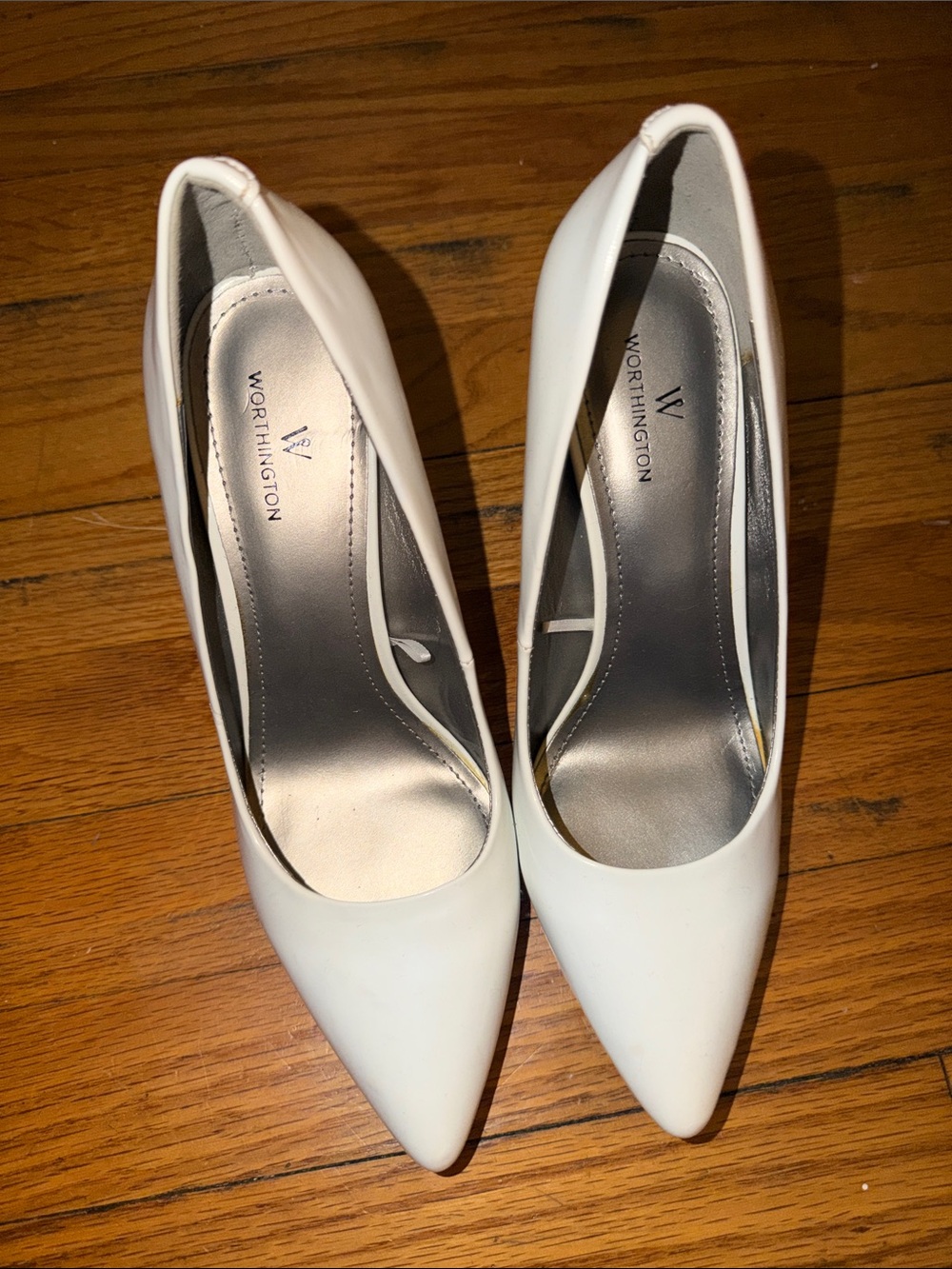 Worthington White Pointed Toe Leather Pumps